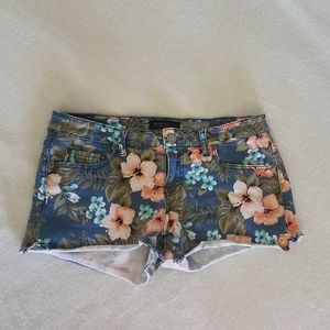 Aeropostale 🌺 Floral Midi Shorts